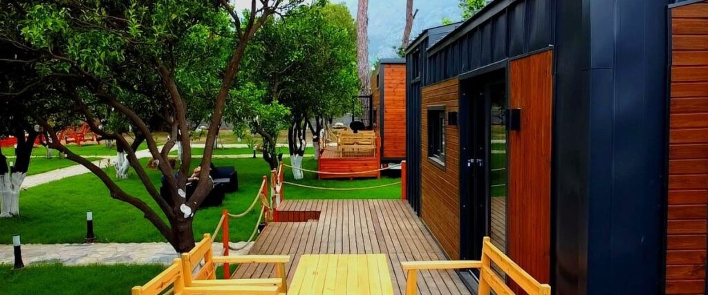 Бельдиби: Mandalin Tiny House