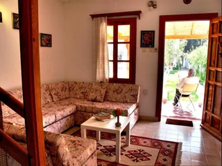 Битез: Kontes Villa Apart