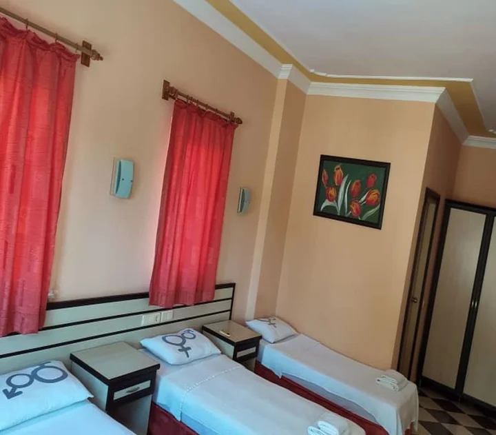 Бельдиби: Santana Hotel