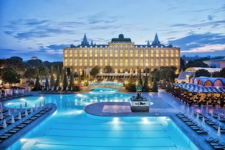 Белек: Kremlin Palace