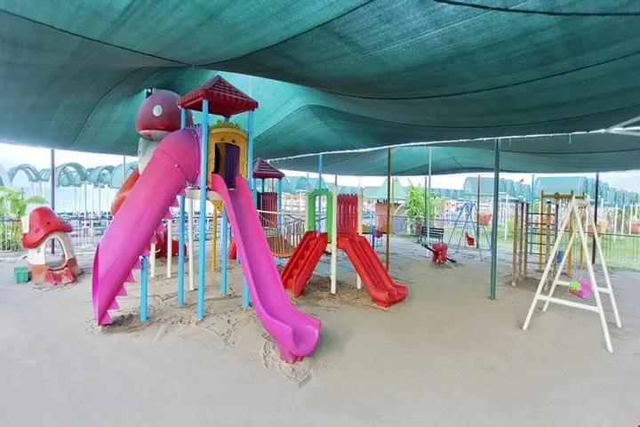 carousel image 3