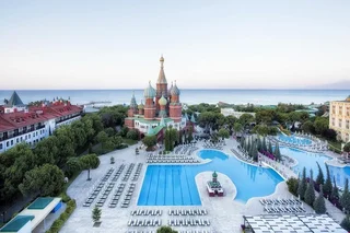 Белек: Kremlin Palace
