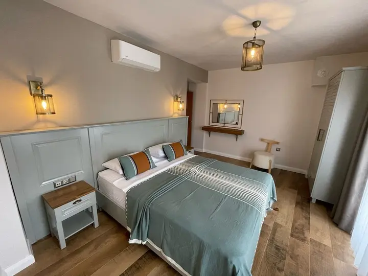 Бозджаада: Oikos Bozcaada