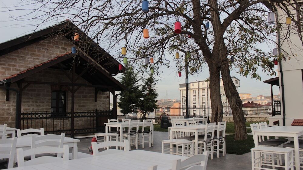 Арнавуткёй: Otel İstasyon