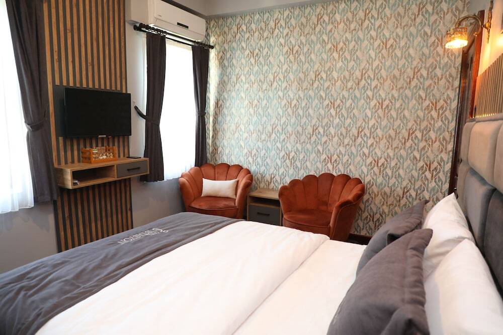 Арнавуткёй: Otel İstasyon