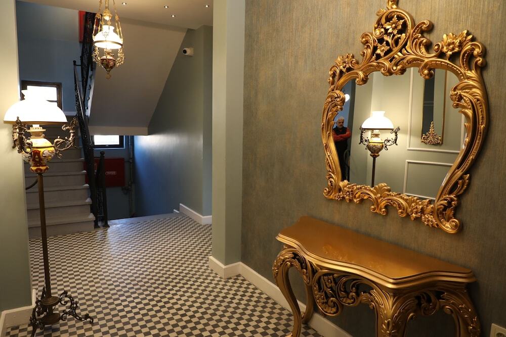 Арнавуткёй: Otel İstasyon