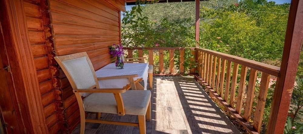 Чамьюва: Felicity Hotel & Bungalows