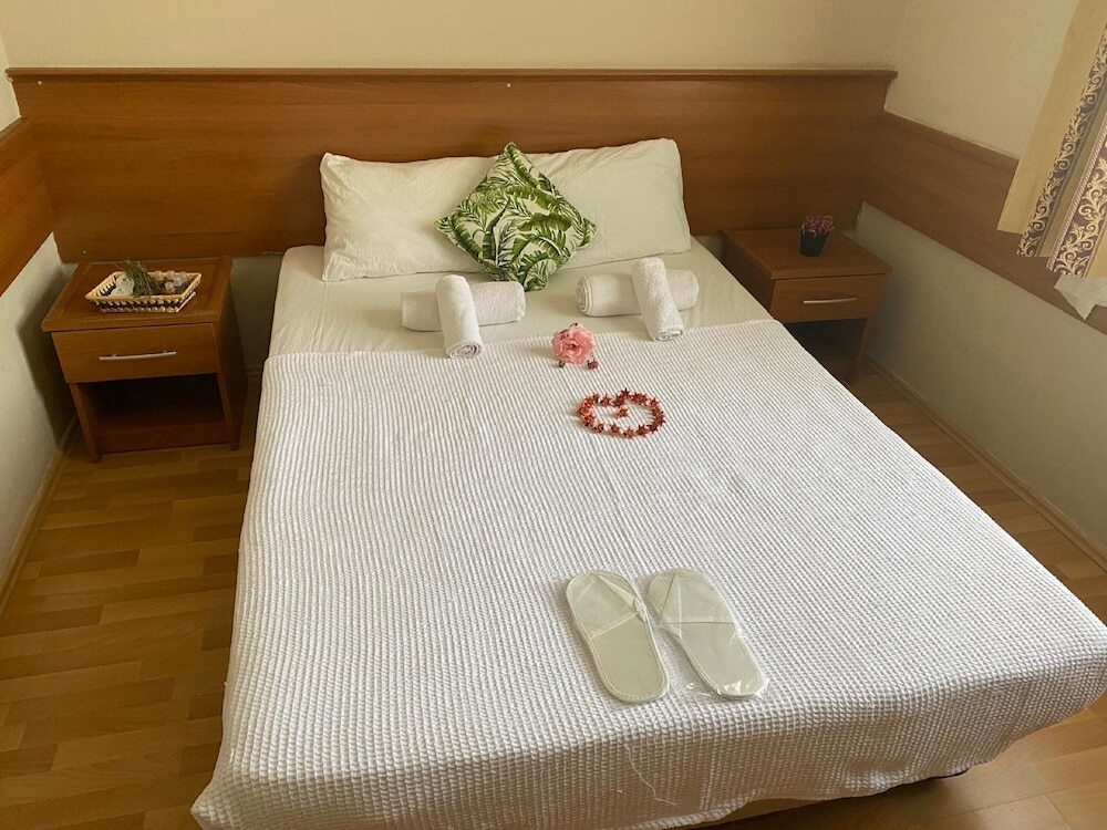 Чамьюва: Felicity Hotel & Bungalows