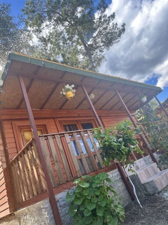 Чамьюва: Felicity Hotel & Bungalows