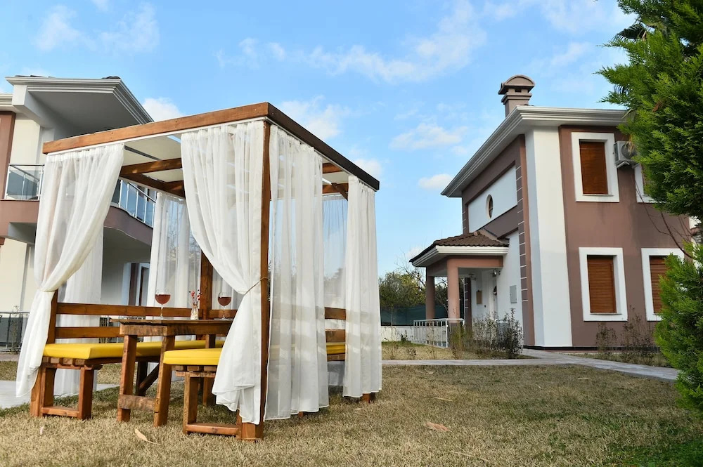 Чамьюва: Pak Family Villas