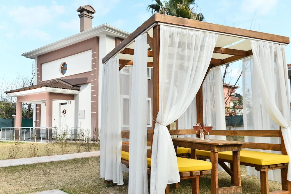 Чамьюва: Pak Family Villas