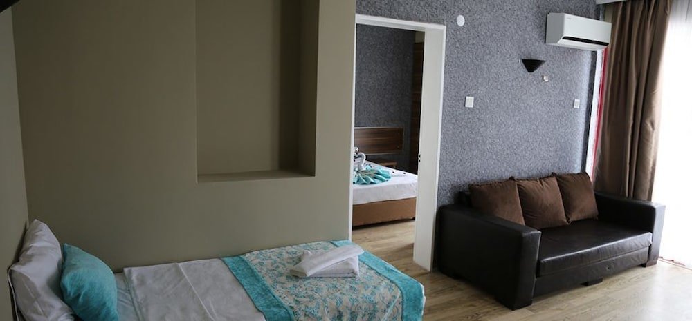 Гюзельчамлы: Nuova Beach Hotel
