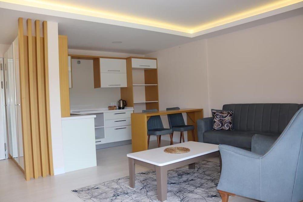 Маниса: Lilyum Hotel