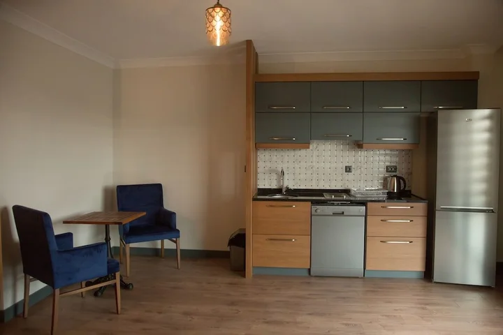Акчакоча: Ceneviz Suit Hotel