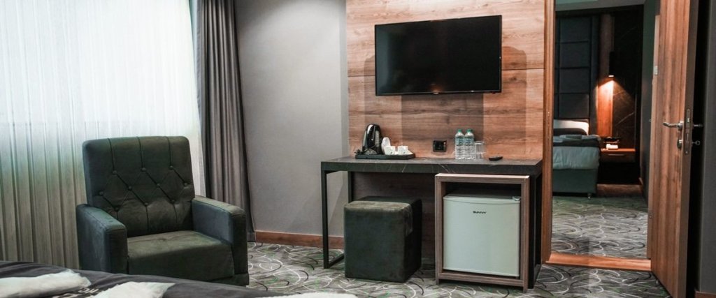 Узунгёль: Mayben Hotel