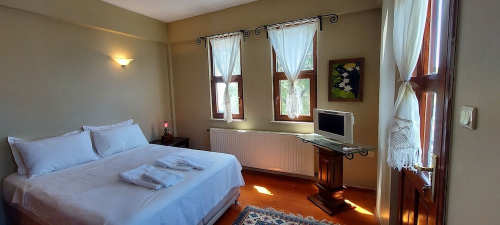 Алтынолук: Malikane Luxury Resort