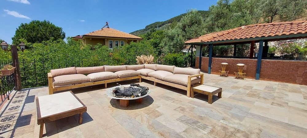 Алтынолук: Malikane Luxury Resort