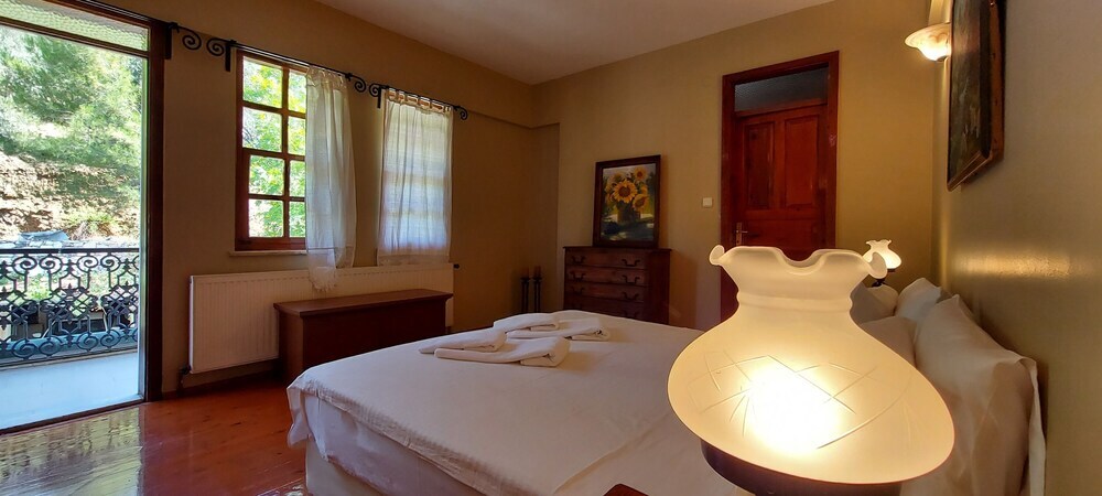 Алтынолук: Malikane Luxury Resort