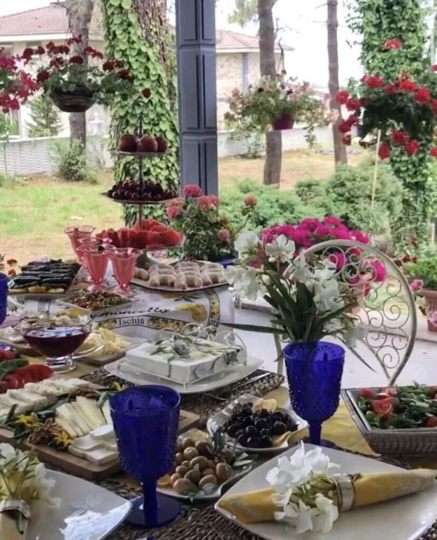 Унье: Lalezar Sea & Garden Hotel