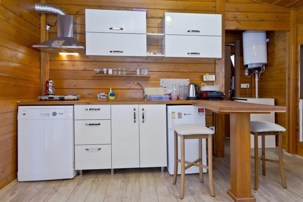 Бодрум: Tiny House With Shared Pool and Balcony in Bodrum