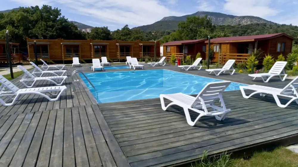 Бодрум: Tiny House With Shared Pool and Balcony in Bodrum