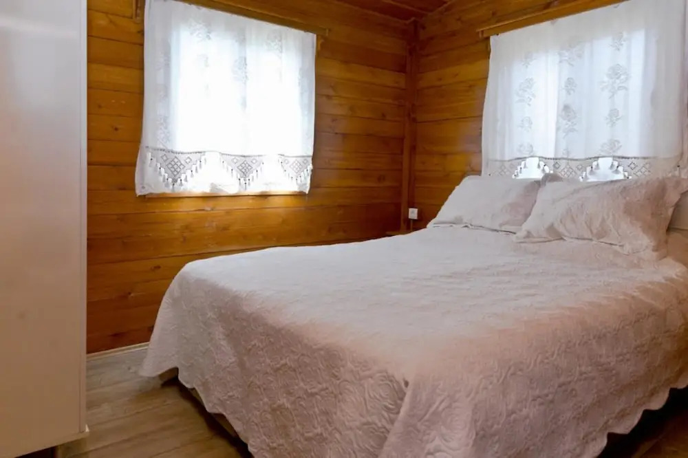 Бодрум: Tiny House With Shared Pool and Balcony in Bodrum