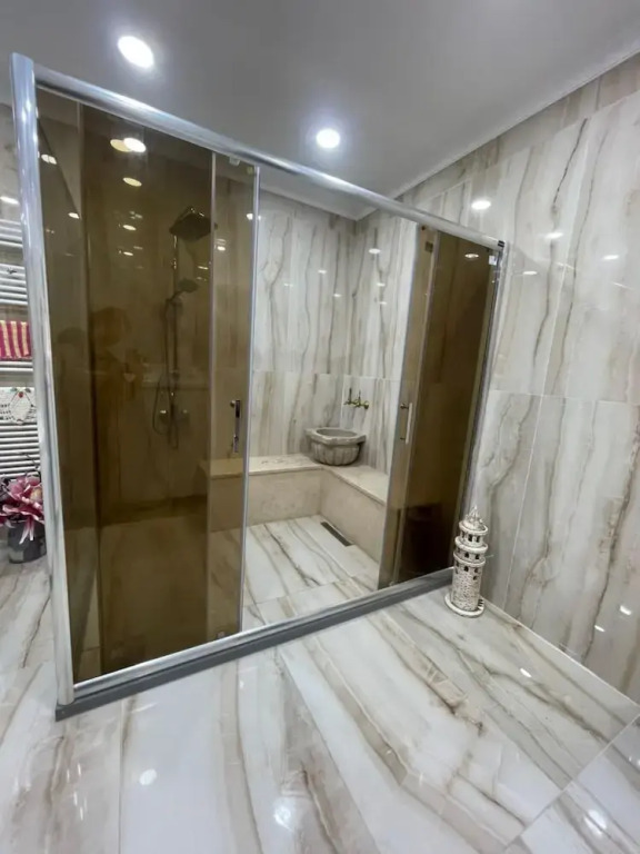 Увезпинар: Serene Luxury Villa With Private Pool in Yalova