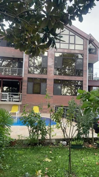 Увезпинар: Serene Luxury Villa With Private Pool in Yalova