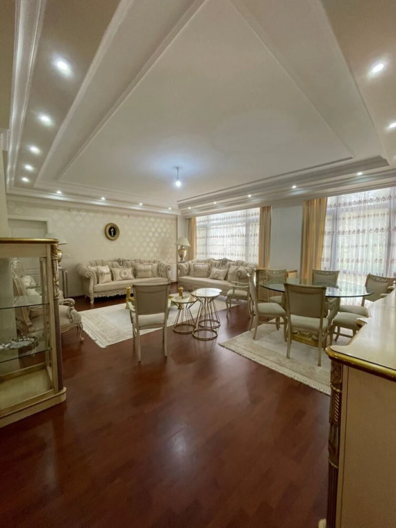 Увезпинар: Serene Luxury Villa With Private Pool in Yalova