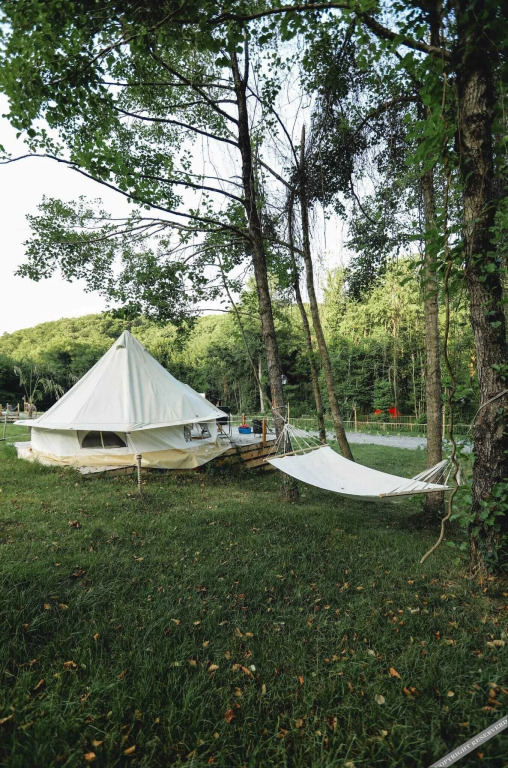 Сайл: Pallet Glamp NG & But K Otel