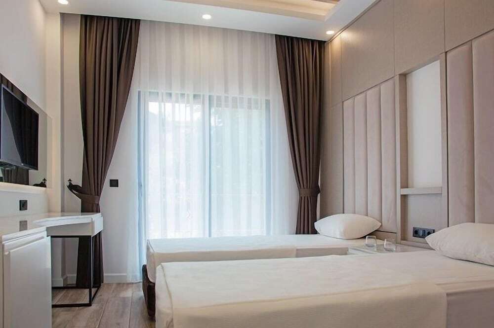 Чамьюва: Edem Flower Hotel