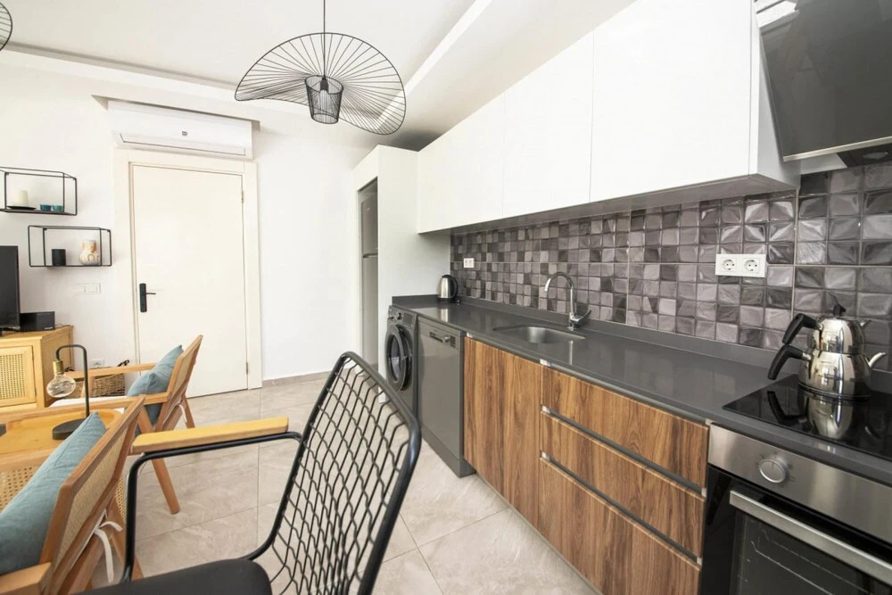 Бодрум: House With Balcony 1 Min to Beach in Bodrum
