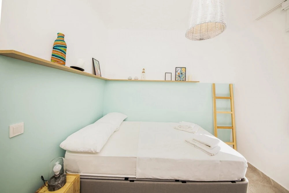 Бодрум: House With Balcony 1 Min to Beach in Bodrum