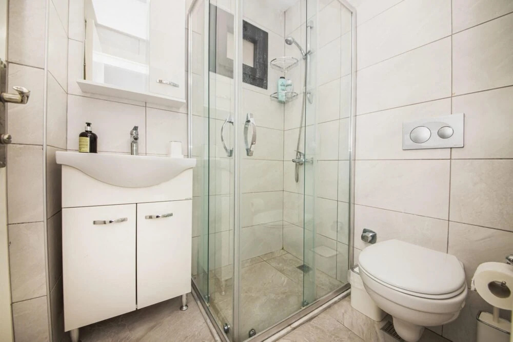 Бодрум: House With Balcony 1 Min to Beach in Bodrum
