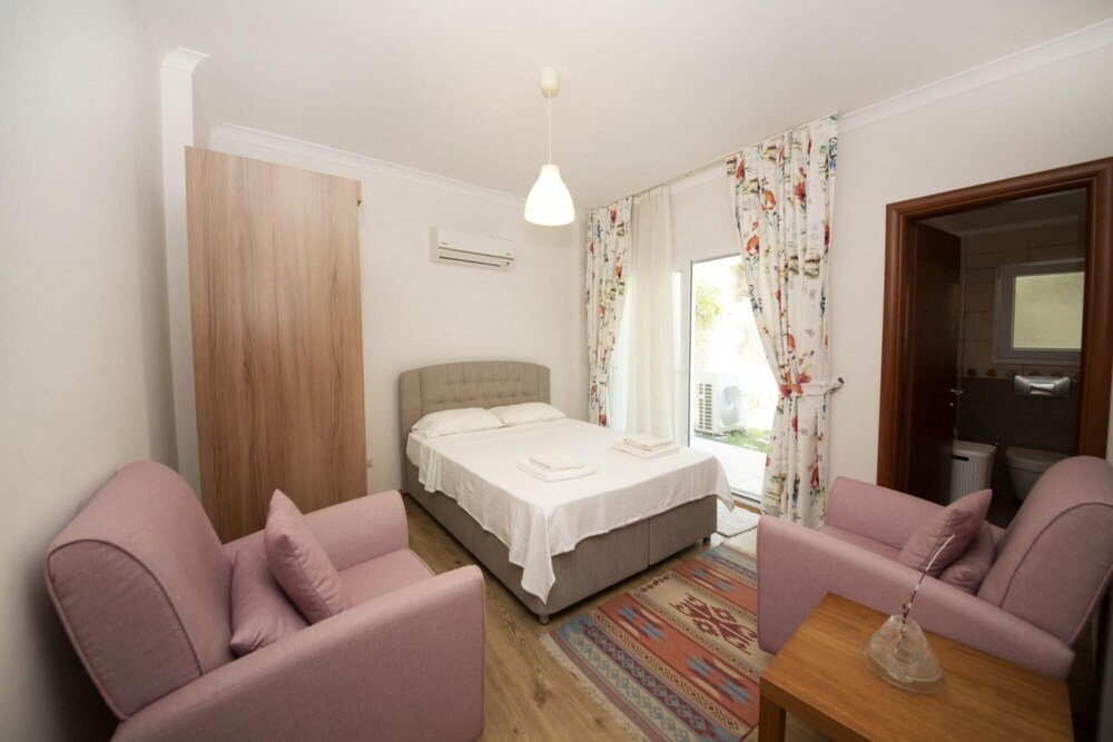 Тургутрейс: House With Amazing Sea View and Backyard in Bodrum