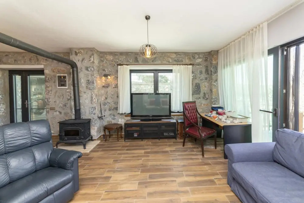 Гюверджинлик: Eclectic Studio Apartment Near Sea in Bodrum