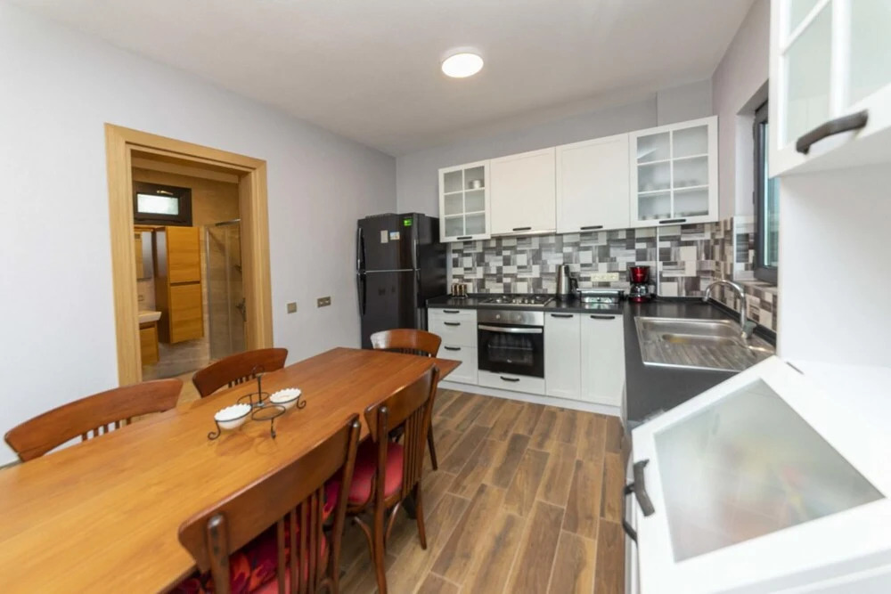 Гюверджинлик: Eclectic Studio Apartment Near Sea in Bodrum