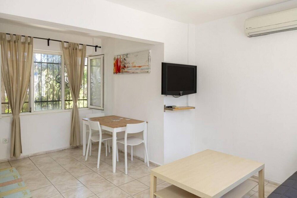 Бодрум: Comfy 1 BR Stone House in the Heart of Bodrum
