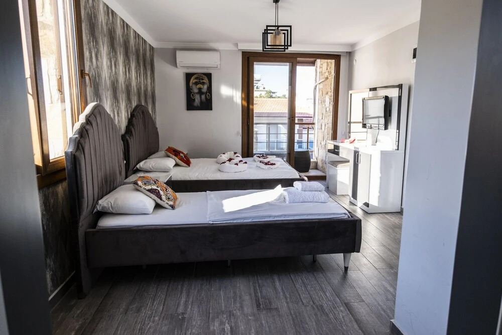 Helvaci: Stone House Foca Butik Otel