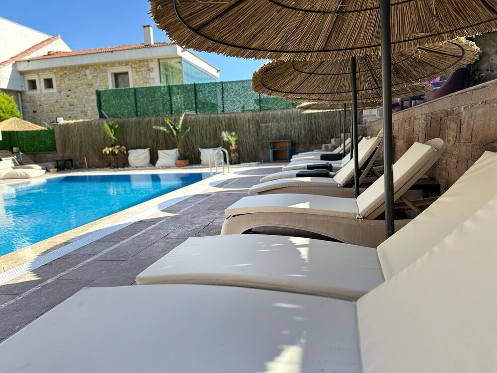 Helvaci: Stone House Foca Butik Otel