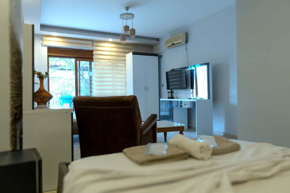Helvaci: Stone House Foca Butik Otel