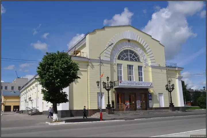 Муром: Apartment na L'va Tolstogo 52