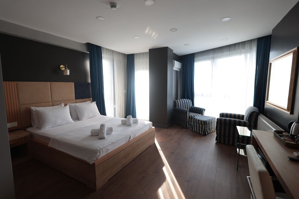 Чынарджык: Tasliman Otel