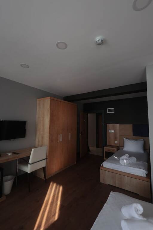 Чынарджык: Tasliman Otel