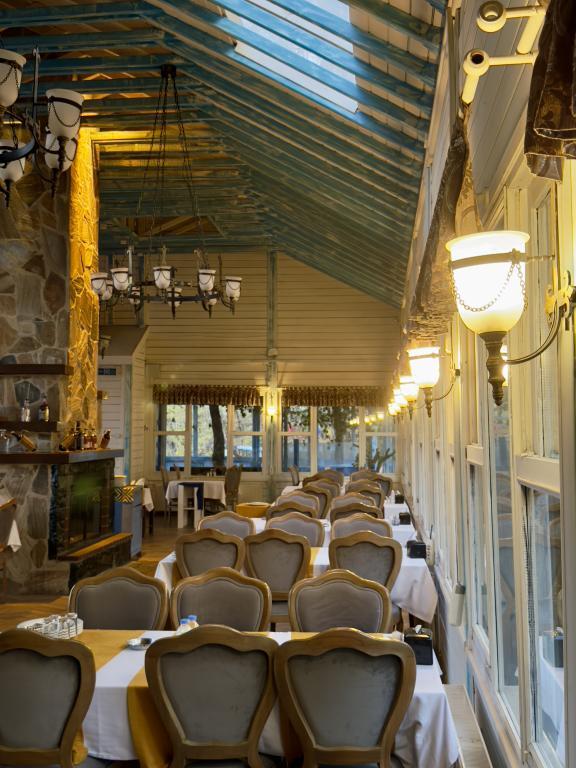 Фатса: Fanizan Otel & Restaurant