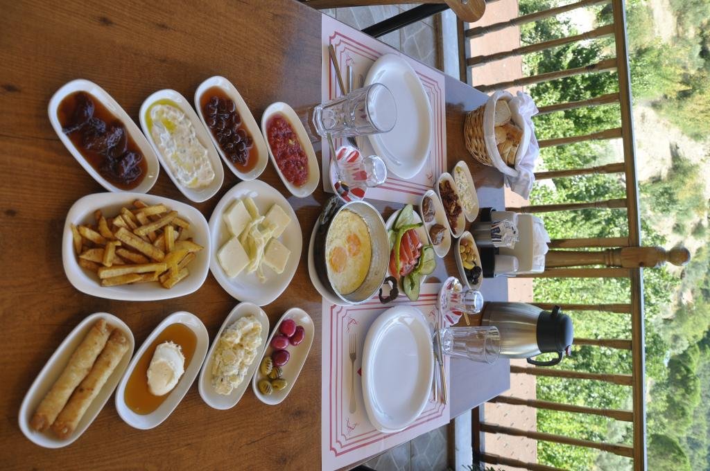 Дикили: Selinos Otel Bergama