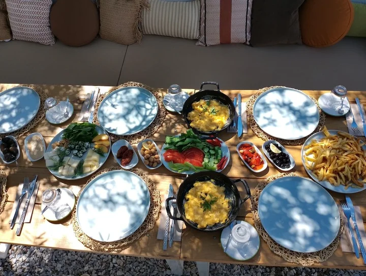 Дикили: Kozakorman Hotel & Restaurant