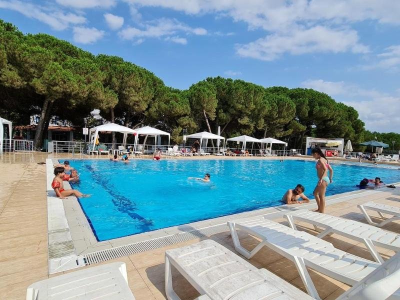 Гебзе: Sporköy Hotel & Beach Club