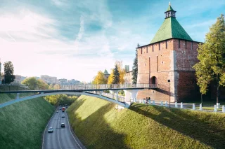 Нижний Новгород: Сутки-Дом - Кремль