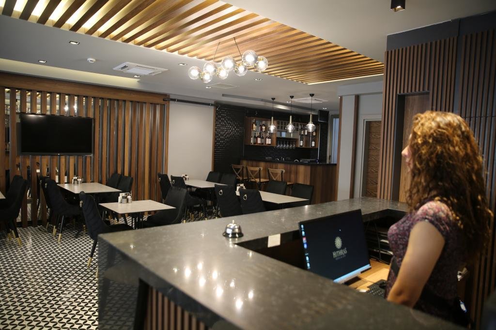 Измир: Mithras Hotel & Cafe